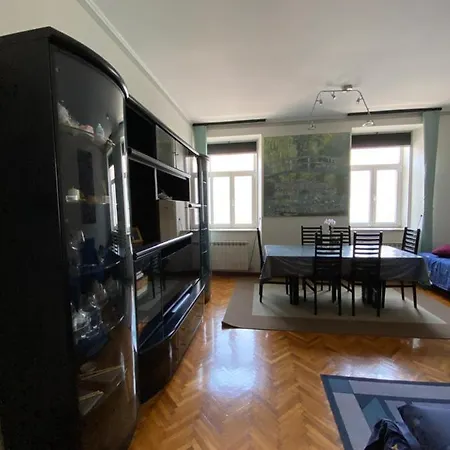 Apartment Canova - Locazione Turistica